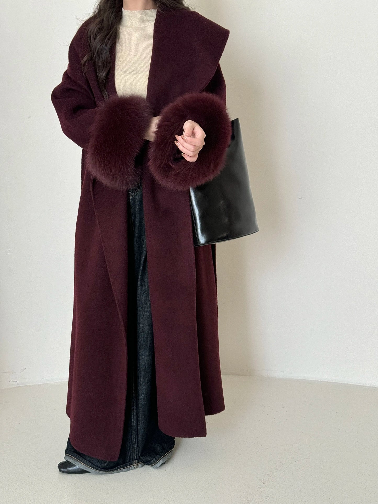 TAMBREET BJTZ Fashion Women's Brown Woolen Coat Notched Collar Loose Sashes Hairy Long Sleeves Short Blends Coats Autumn Winter 2024 New