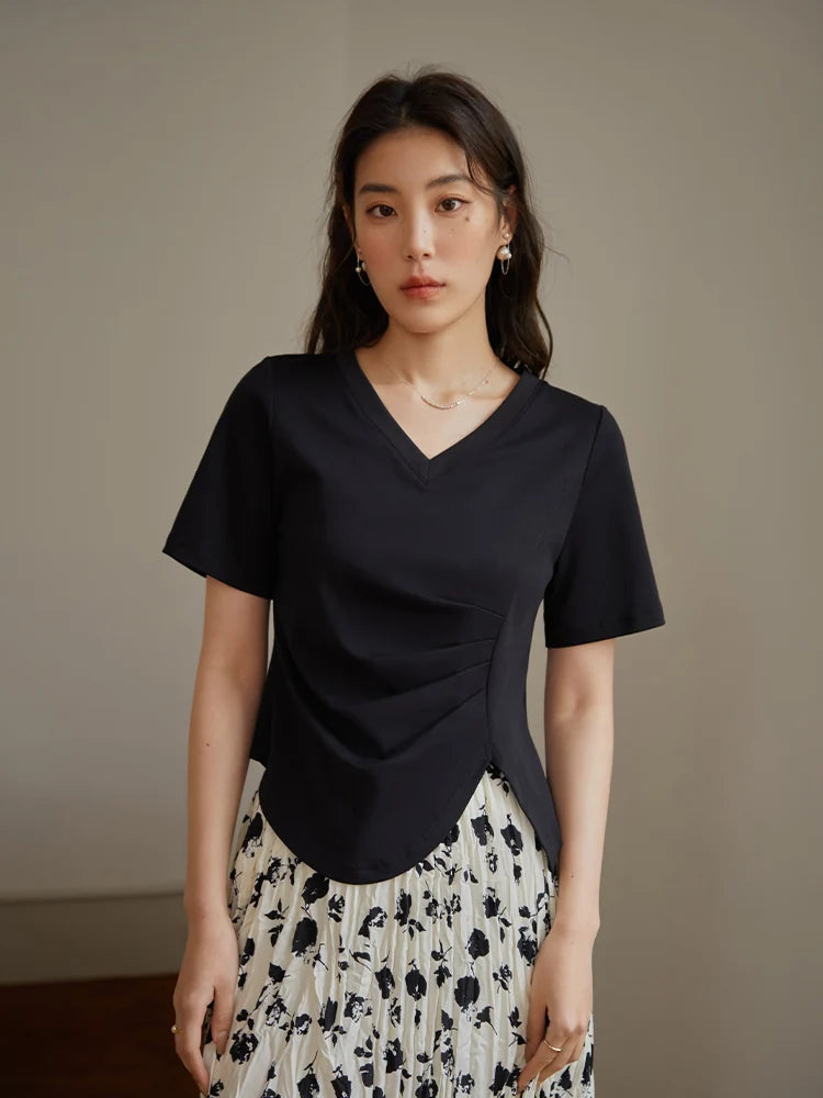 TAMBREET DUSHU Office Lady Irregular V-neck Pleated Shoulder Black T-shirt For Women's Summer 2024 New Basic White Top For Women