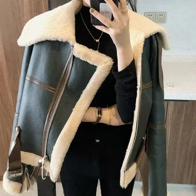 TAMBREET Fashion Green short Jacket Winter Warm Suede Fake Fur Lining Women Coat New 2024 Korean Thick Winter Jacket Female Warm Overcoat