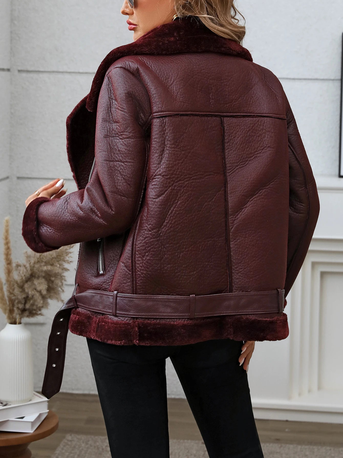 TAMBREET Fitaylor Winter Women Faux Fur Leather Jacket Casual Lady Thick Warm Leather Coat High Street Motorcycle Outwear