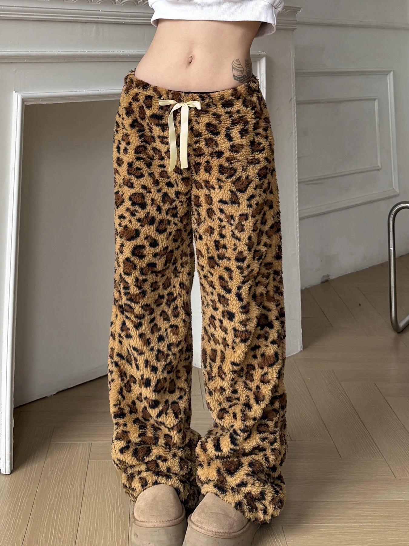 TAMBREET Leopard Velvet Women Loose Long Pants Bow Y2k Retro Fashion Chic Warm Autumn New Trousers Design Street Style