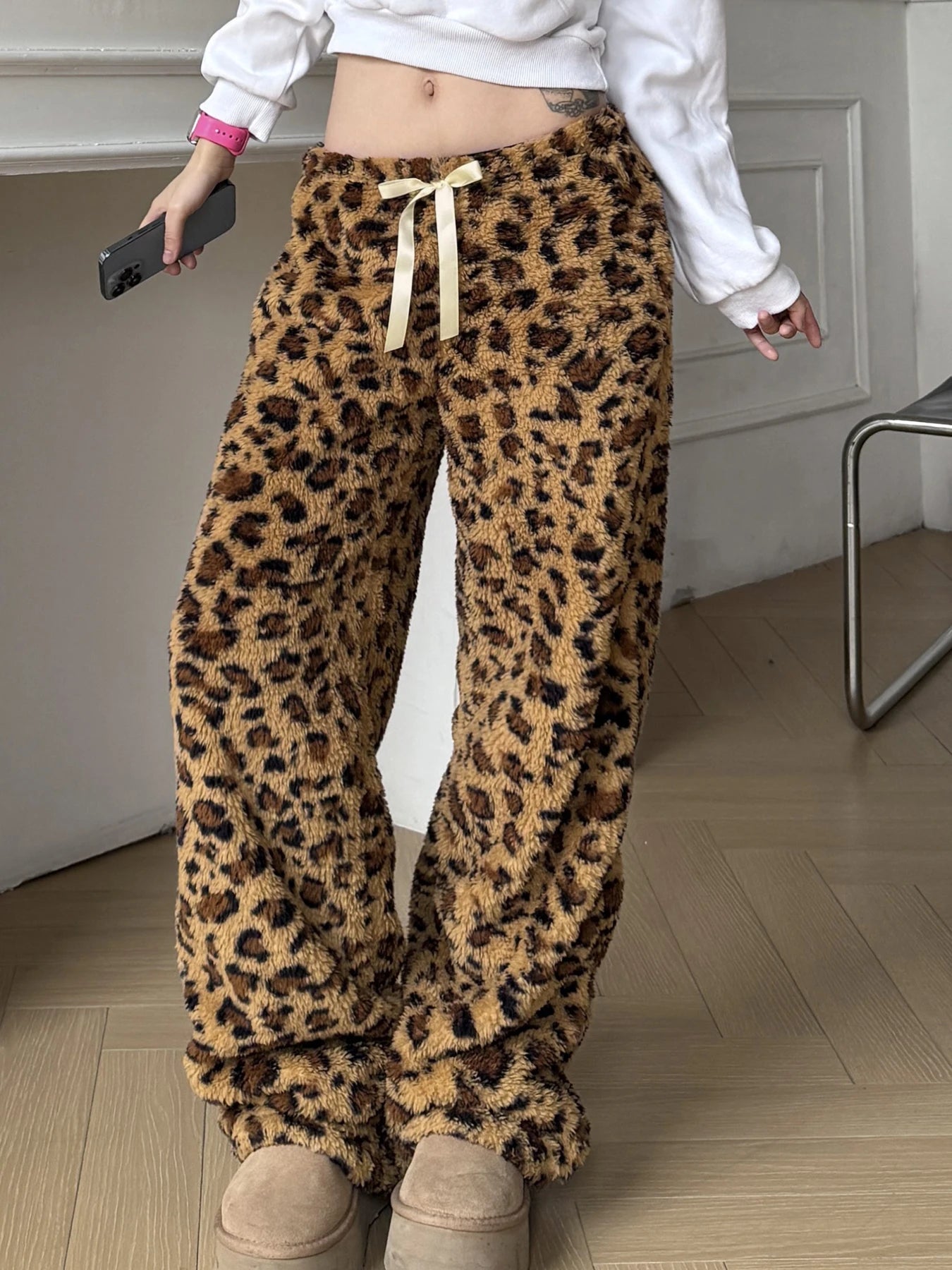 TAMBREET Leopard Velvet Women Loose Long Pants Bow Y2k Retro Fashion Chic Warm Autumn New Trousers Design Street Style