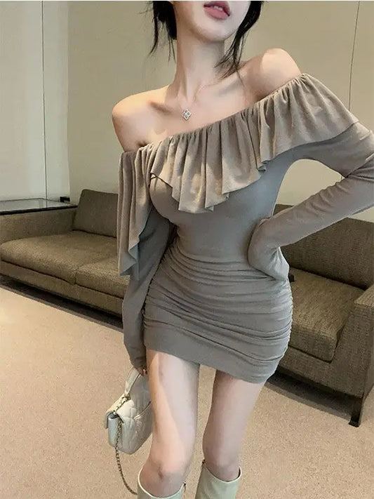 TAMBREET Pure Desire Wind High Waist Pleated Design Hip Hugging Skirt French Ruffle Edge One Shoulder Slim Fit Long Sleeved Dress