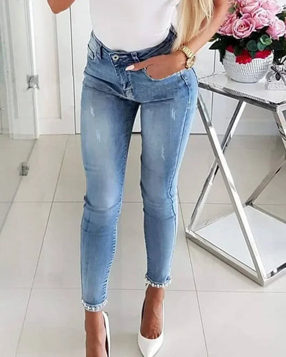 TAMBREET Streetwear Women's Jeans Slim Butterfly Sticky Flower Beaded Denim Pencil Pants Fashion Sexy Skinny Hip Lift Trousers