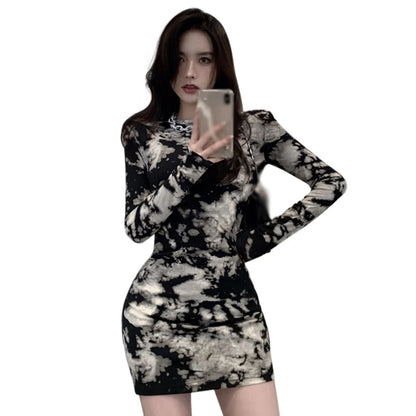 TAMBREET Women's Korean Version Round Neck Dress Tie Dyed Slim Fitting Sexy Wrap Buttocks Long Sleeved Dress